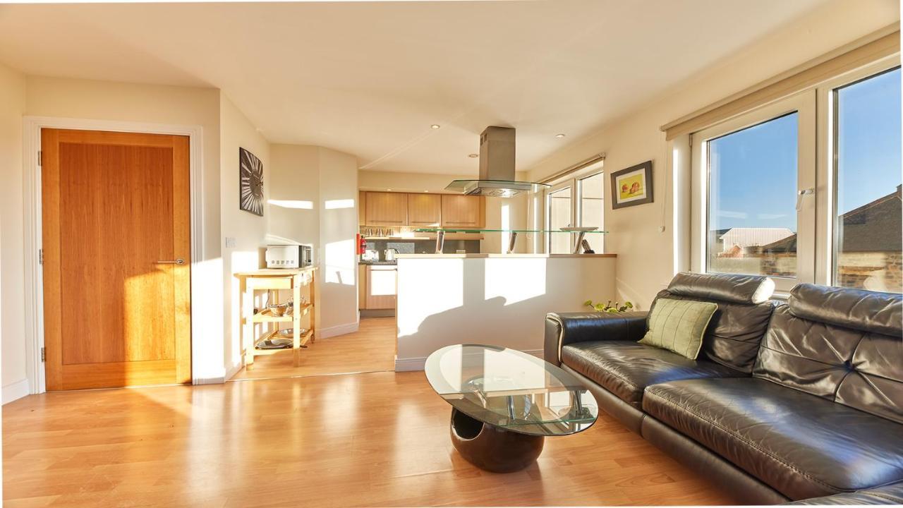 Magpie - Properties Unique Apartment นิวคาสเซิล อะพอน ไทน์ ภายนอก รูปภาพ