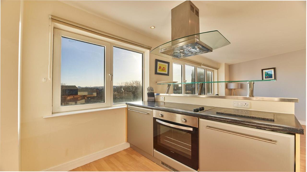 Magpie - Properties Unique Apartment นิวคาสเซิล อะพอน ไทน์ ภายนอก รูปภาพ